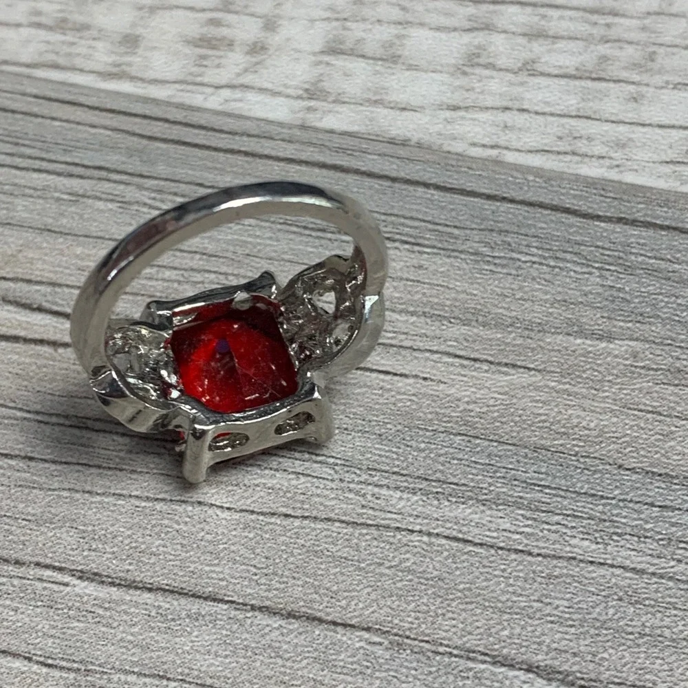 Red Emerald Cut Crystal Cocktail Ring Silver Tone Size 6 Marquise Accents 4663